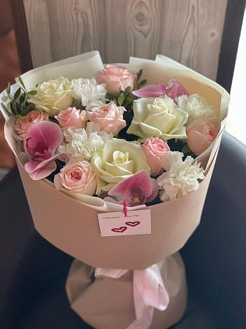 Букет цветов из: Орхидеи, Розы и Гвоздики в Мамоново Одинцовского района