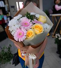 Букет цветов из:  Герберы, Розы и Хризантемы в Мамоново Одинцовского района